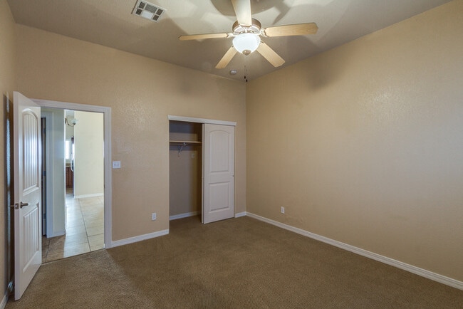 Building Photo - Custom 1 Story Home in Sandstone Ranch Est...