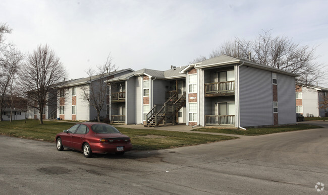 Primary Photo - Eagles Nest Apartments