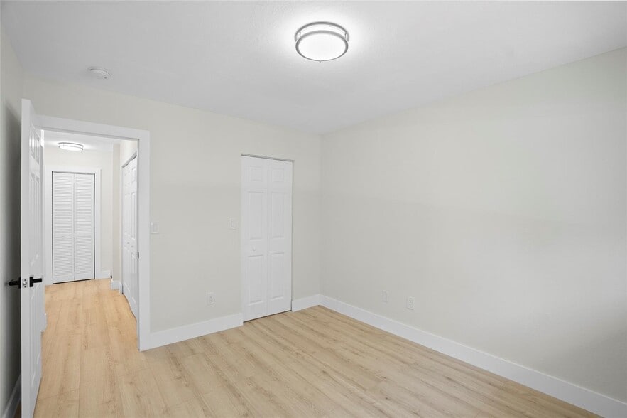 Building Photo - 28015 SW 143rd Ct