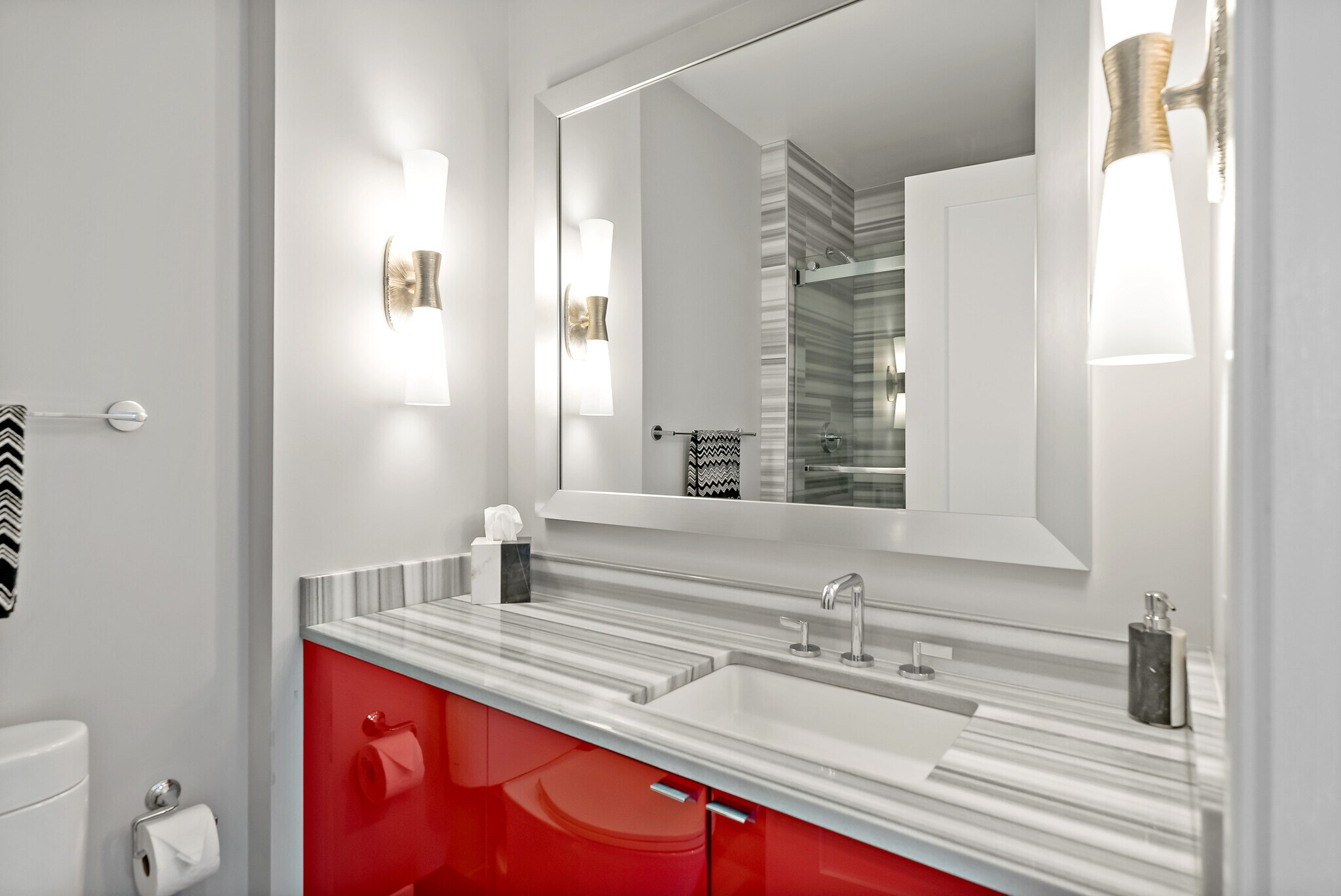 3rd Bath - 1414 S Penn Sq