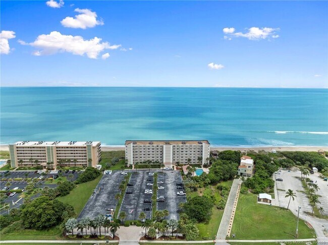 Building Photo - 10310 S Ocean Dr