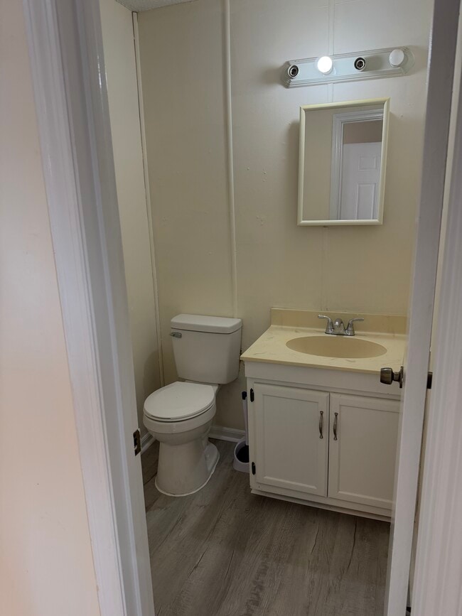 Building Photo - 31a 11th St