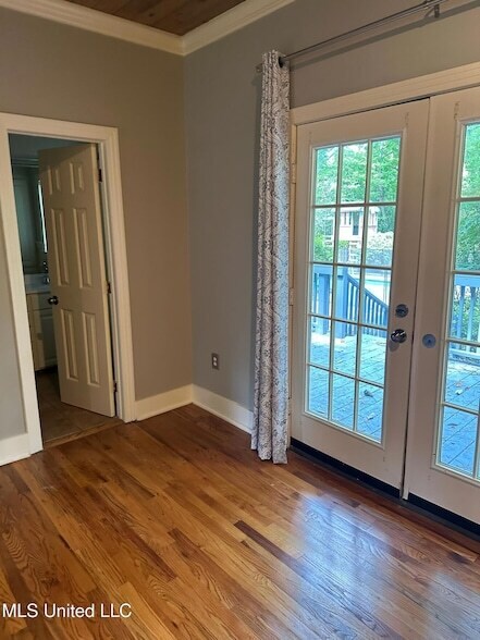 Building Photo - 3564 Cowan Pl