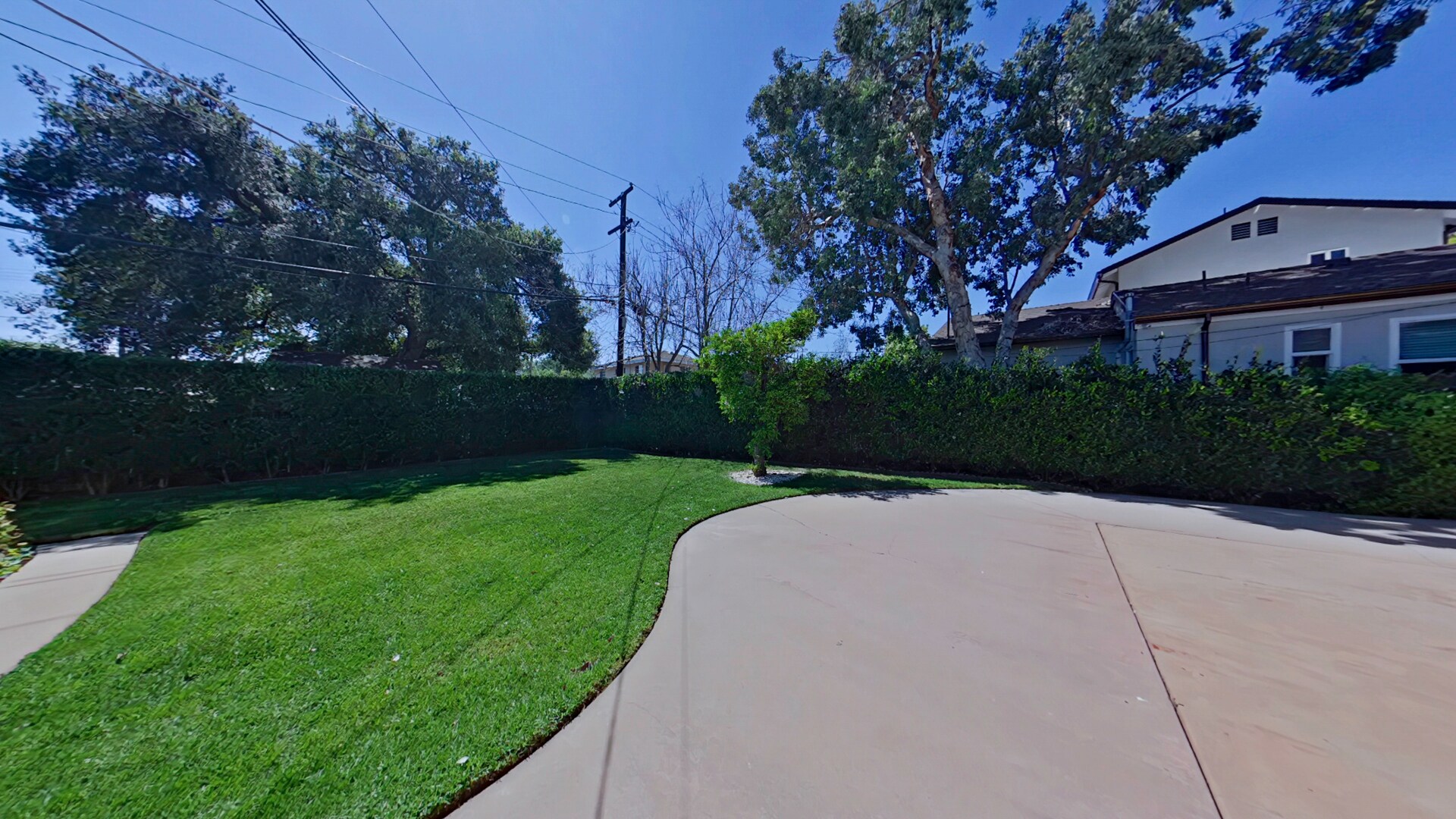 Building Photo - 3250 Las Lunas St