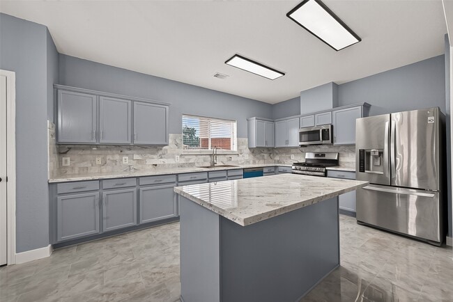 Building Photo - 9526 Heflin Colony Dr