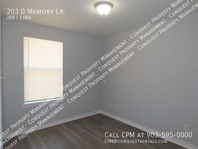 Building Photo - 203 Memory Ln