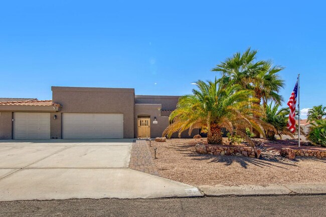 Building Photo - 1800 Burgundy Dr