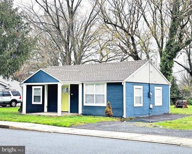 Building Photo - 143 Mitscher Rd