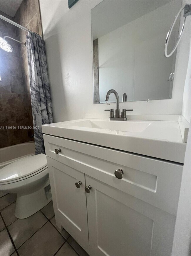 Building Photo - 5935 W 26th Ave