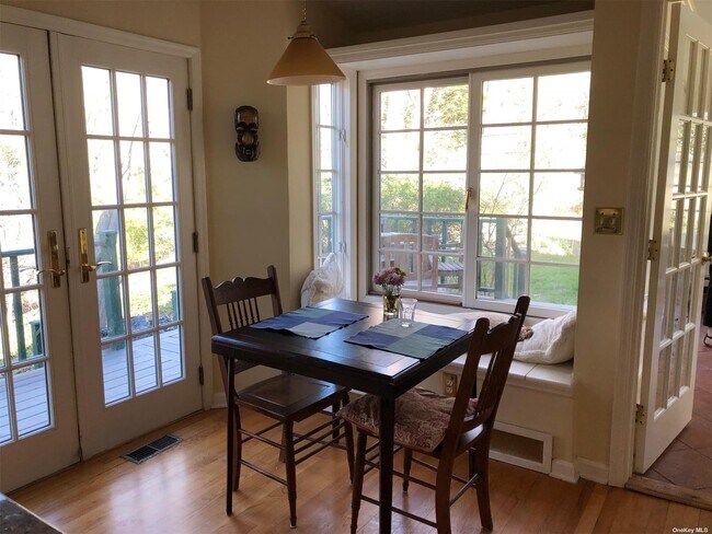 Building Photo - 3 Lamont Ln