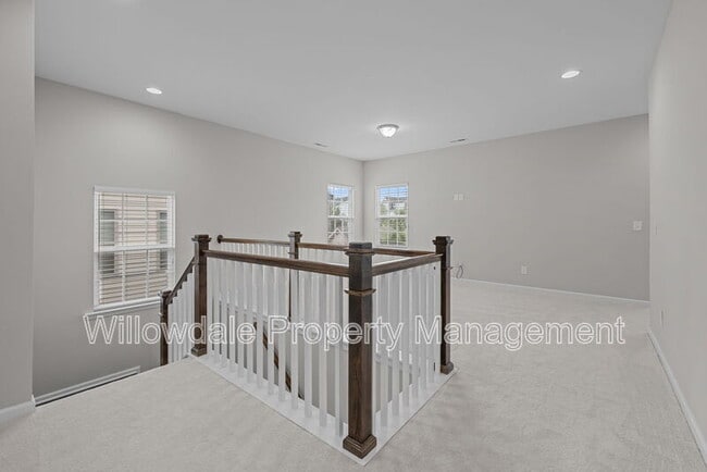 Building Photo - 4107 Bluff Oak Dr