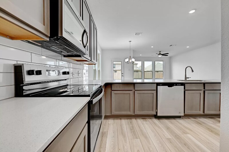 Building Photo - 216 Skipping Stone Run