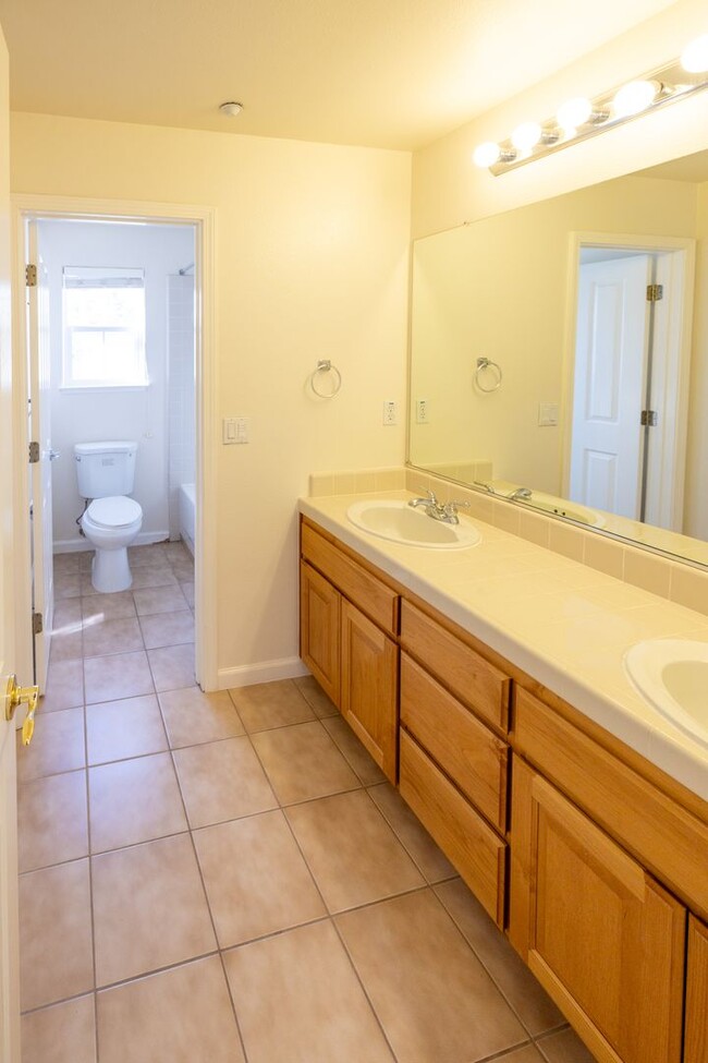 Building Photo - Beautiful home in Bailey Ranch!