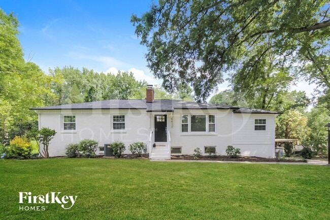 Primary Photo - 5412 Hilltop Cir