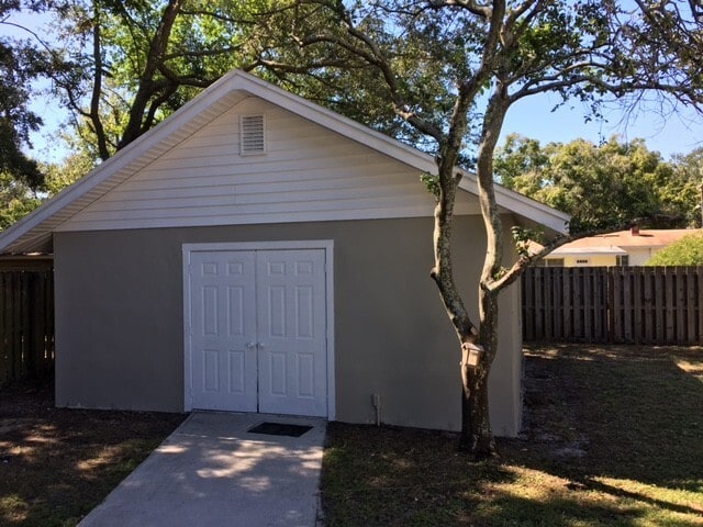 Building Photo - Palma Ceia Home at Fantastic Price!