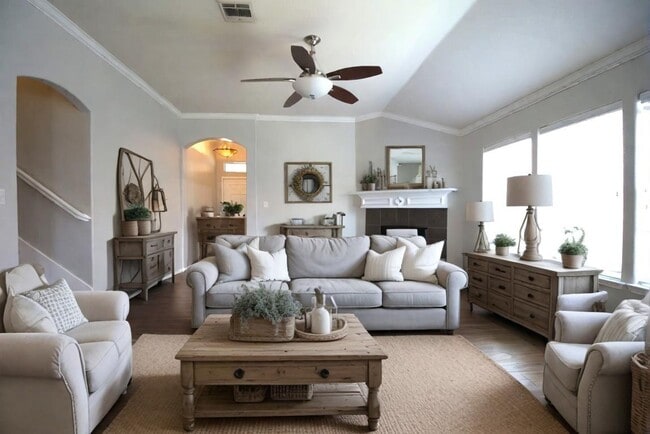 Building Photo - 1639 Wildflower Dr