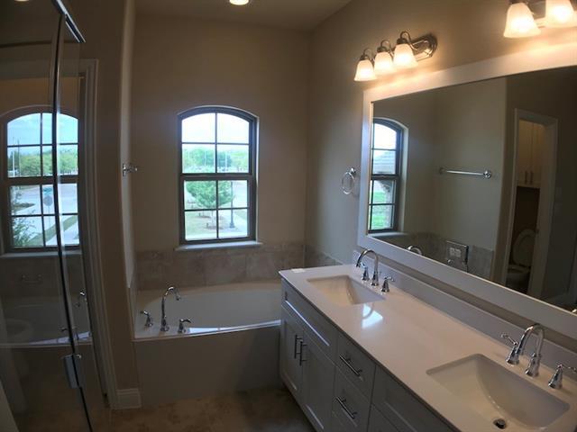 Building Photo - 6156 Rilla St