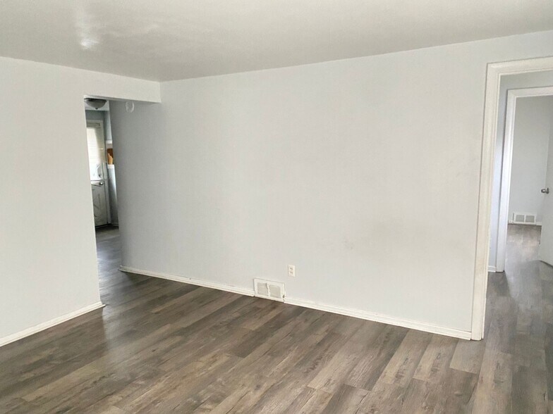 Living Room - 294 Shields Rd