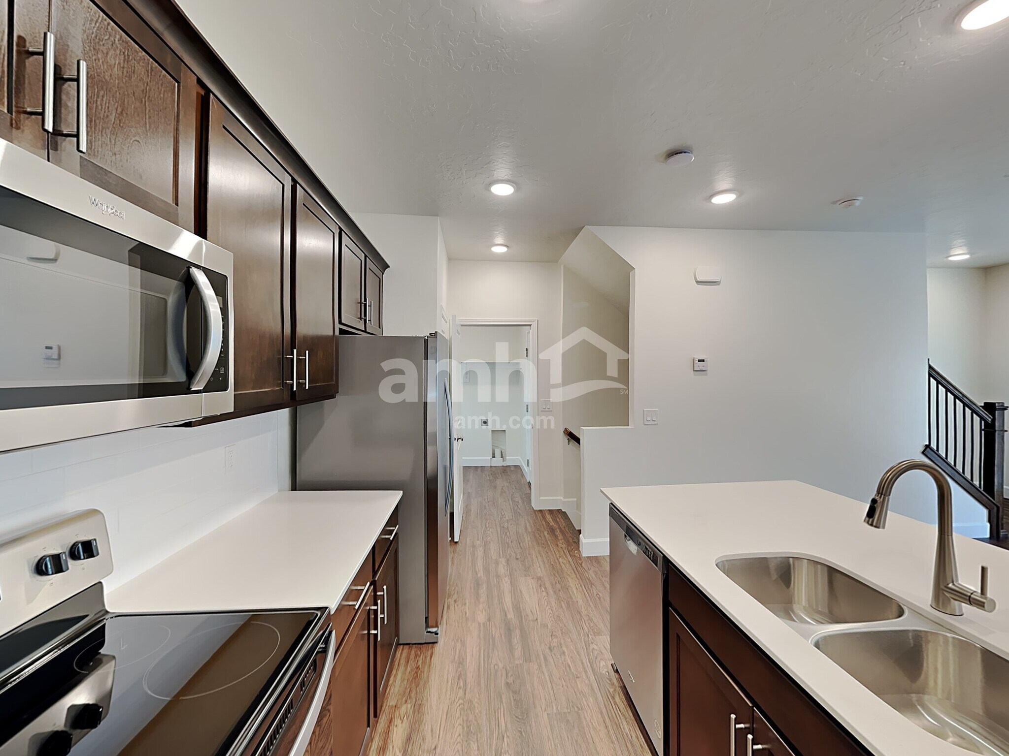 Building Photo - 6689 Mountain Maple Dr