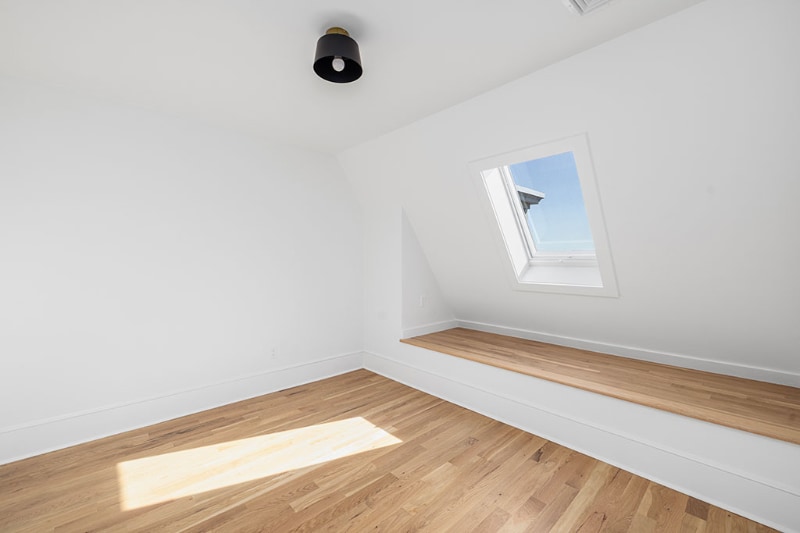 Building Photo - 293 Governor St