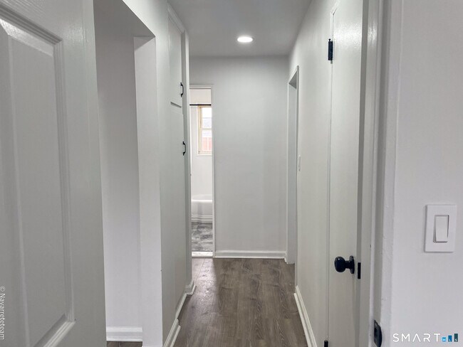 Building Photo - 6 Revere Dr