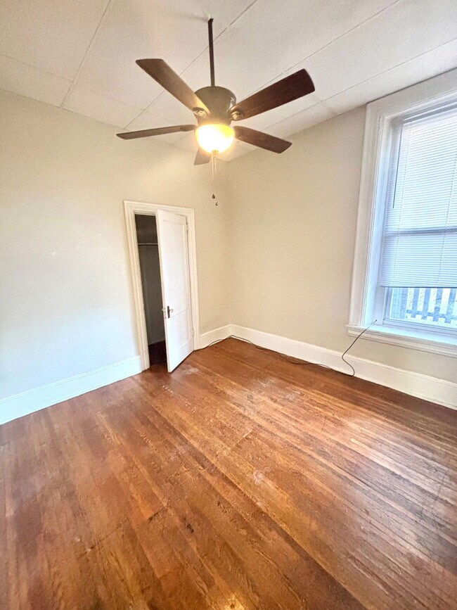 Building Photo - 241 N Queen St