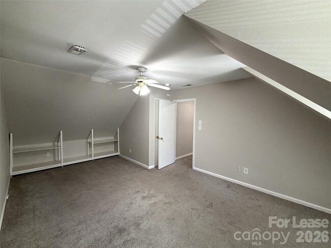 Building Photo - 7409 Lockmont Dr