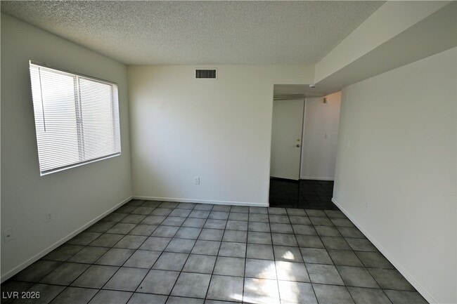 Building Photo - 1512 Chapel Cove Ct