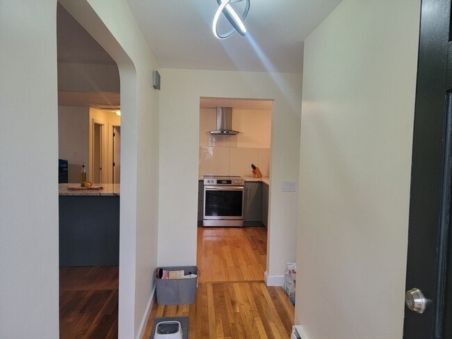 Building Photo - 54 Greaton Rd