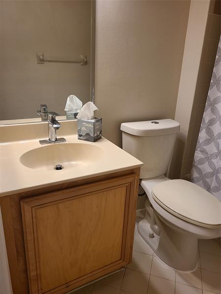 Building Photo - 4740 SW 12th Pl