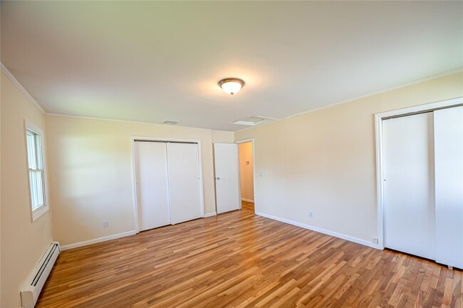 Building Photo - 69 Allan Dr