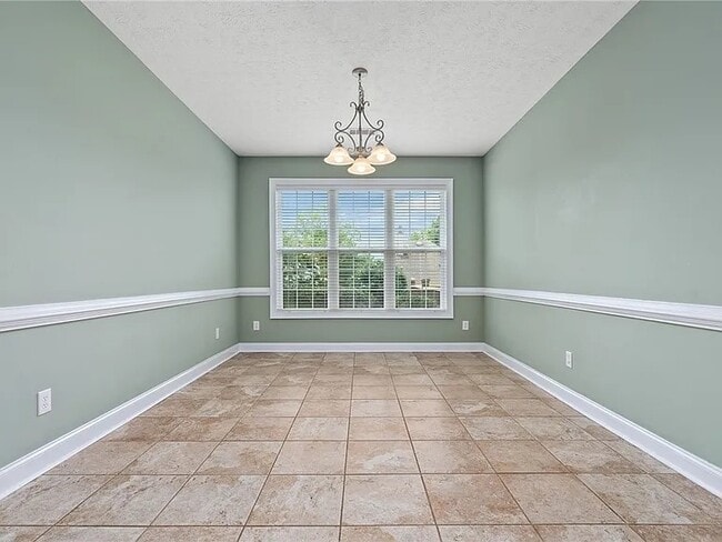 Building Photo - 1317 Tulip Ct