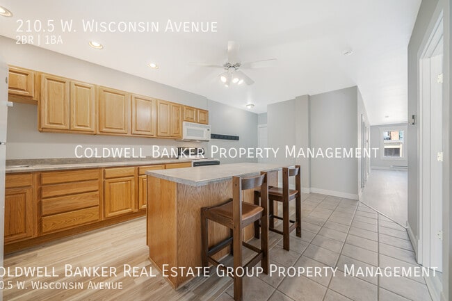 Building Photo - 210.5 W Wisconsin Ave