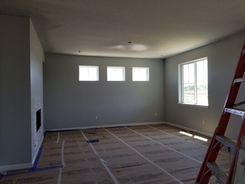 Building Photo - 412 w 128th place