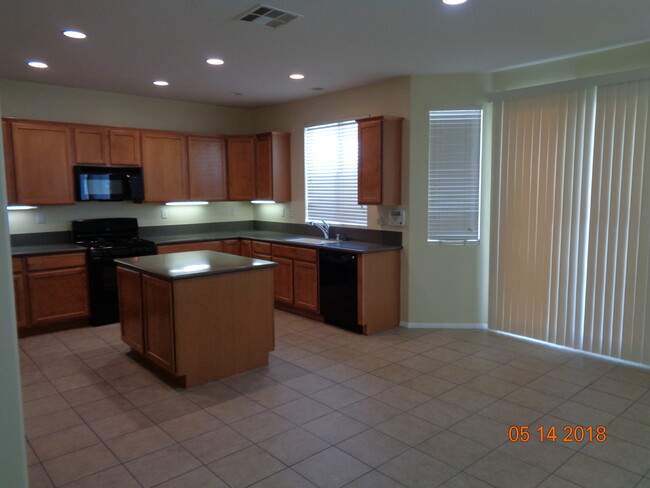 Building Photo - Beautiful West Lancaster 2 Story Offering 3209 sq. ft.