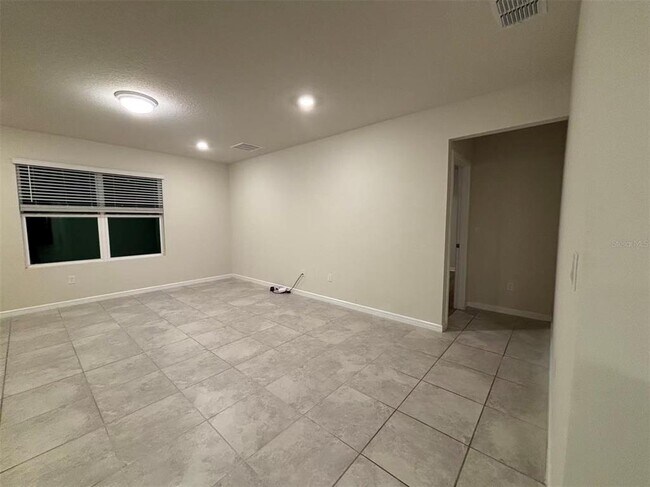 Building Photo - 1156 Sugarwood St