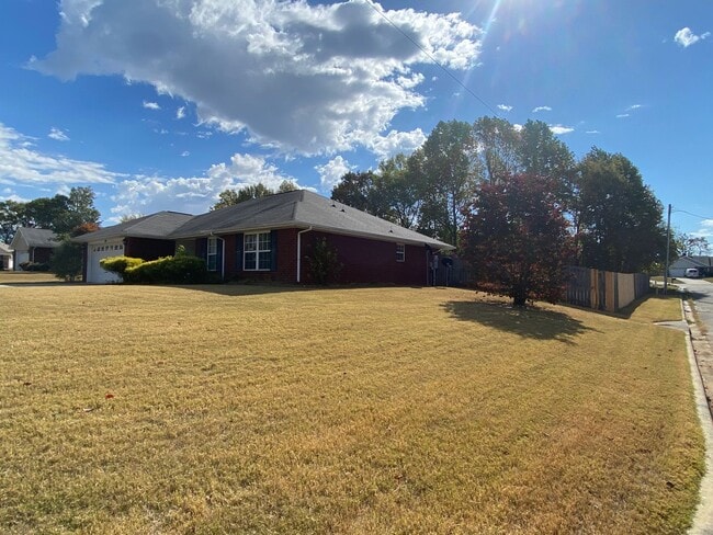 Building Photo - Available For Immediate Move-In!