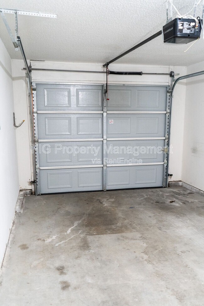 Building Photo - 8013 Keybridge Way