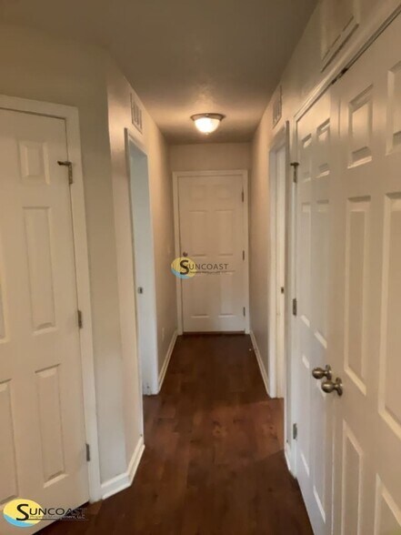 Building Photo - 8166 Coral Vine Ct