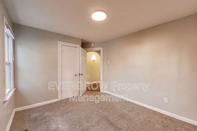 Building Photo - 5244 E 10th St