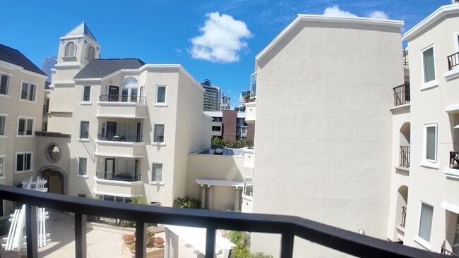 Building Photo - 655 Columbia St