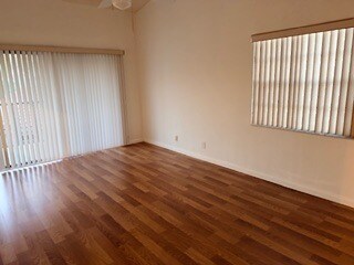 Primary 3 - 7473 Champagne Pl