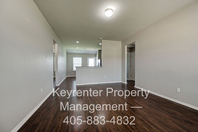 Building Photo - Gorgeous 3 Bed 2 Bath in Moore/SE OKC