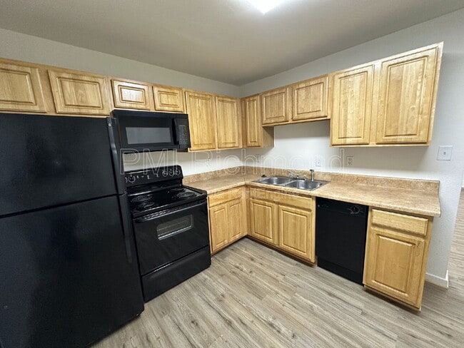 Building Photo - 3517 Briel St