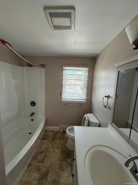 Building Photo - 23 Magro Dr