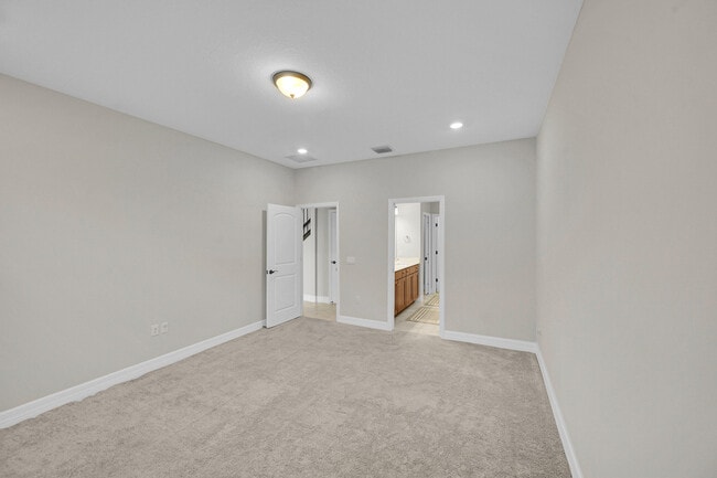 Building Photo - 4995 Cavelletti Rd