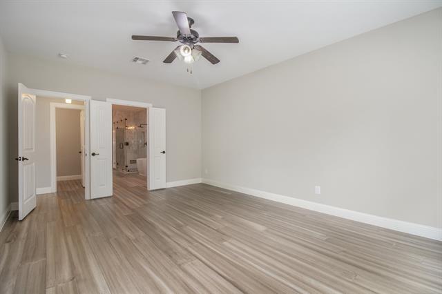 Building Photo - 9420 Deerhurst Pl