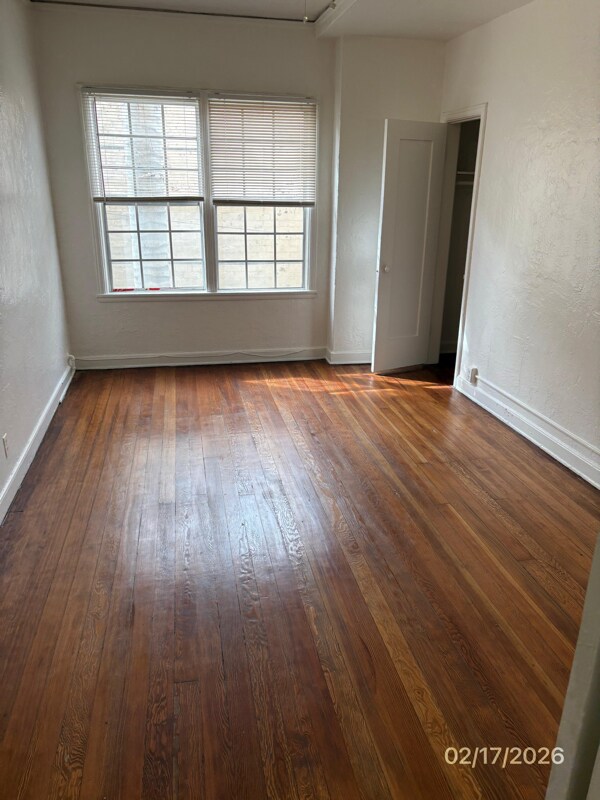 Building Photo - 1523 N McCadden Pl