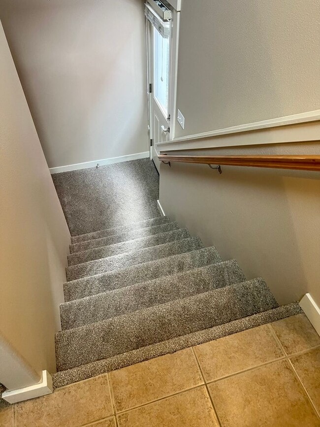 Building Photo - Spacious 4-Bedroom Home—Quick Drive to Dow...