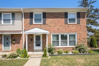 Building Photo - 13346 Lake Point Blvd